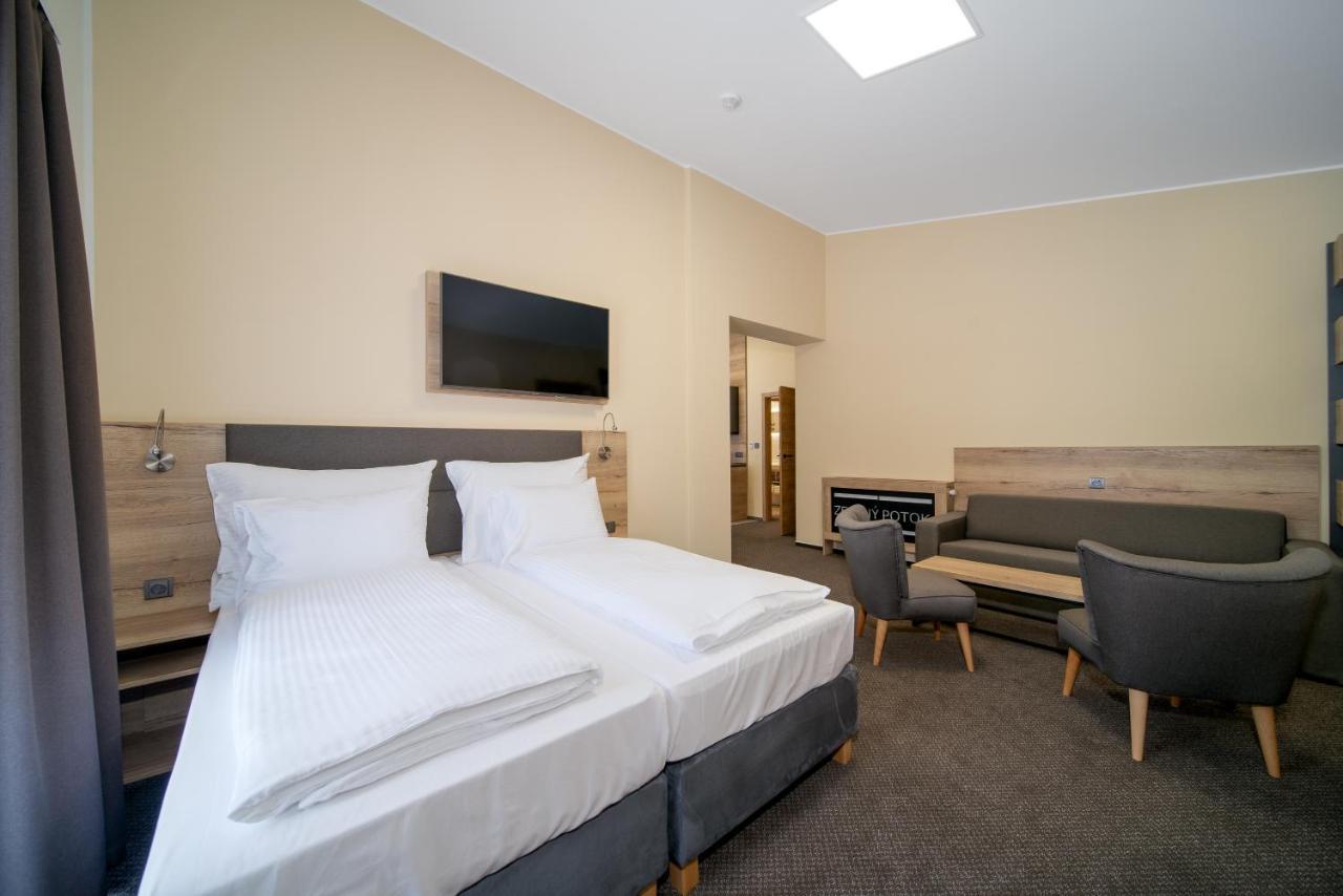 Hotel Zeleny Potok 4*