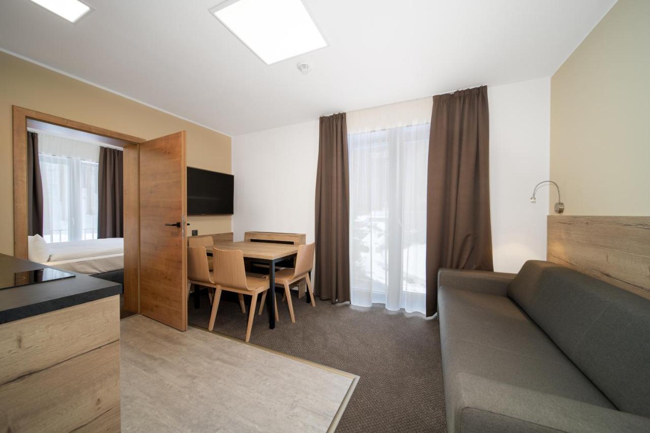 Zeleny Potok Hotel