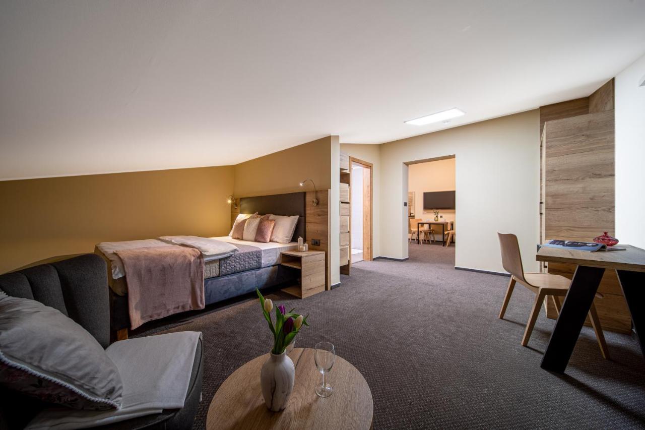 Zeleny Potok 4*